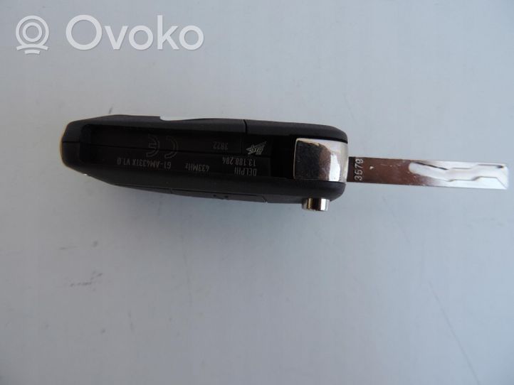 Opel Astra H Ignition key/card 93189840