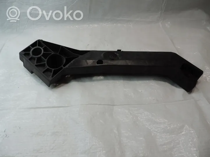 Opel Vivaro Front door card panel trim 625001299R