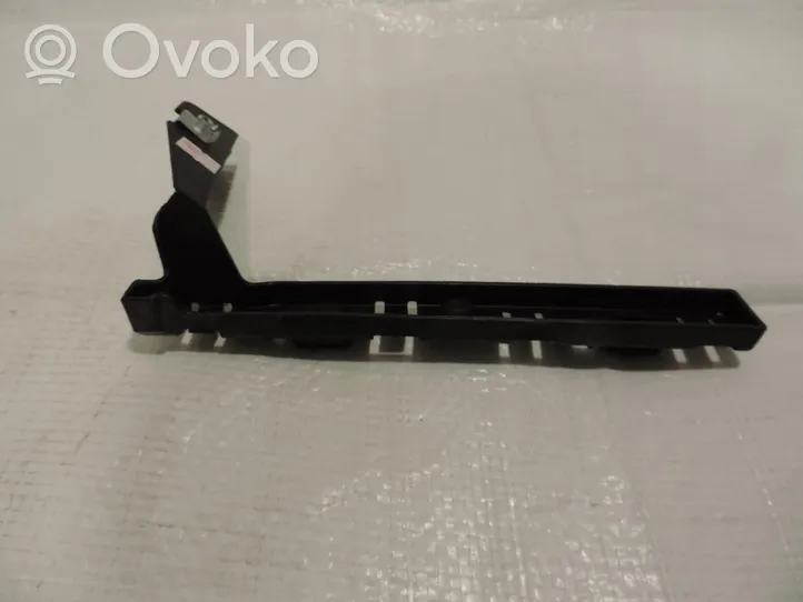 Opel Combo D Support de pare-chocs arrière 95513337