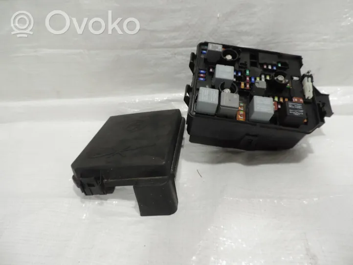 Opel Mokka Fuse box set 42397194