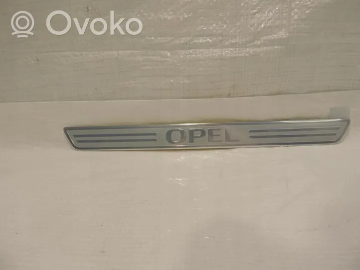 Opel Astra H Listwa progowa tylna / nakładka YQ00740280