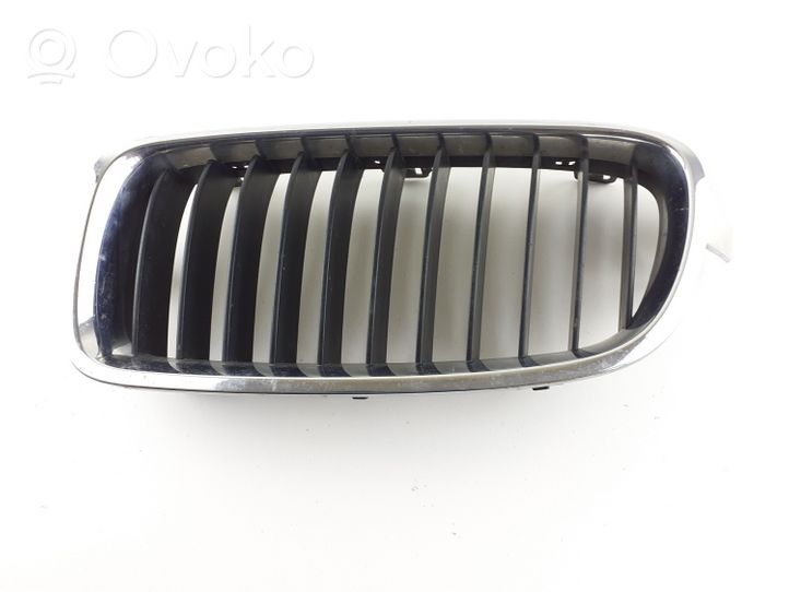 BMW 3 F30 F35 F31 Rejilla superior del radiador del parachoques delantero 7255411