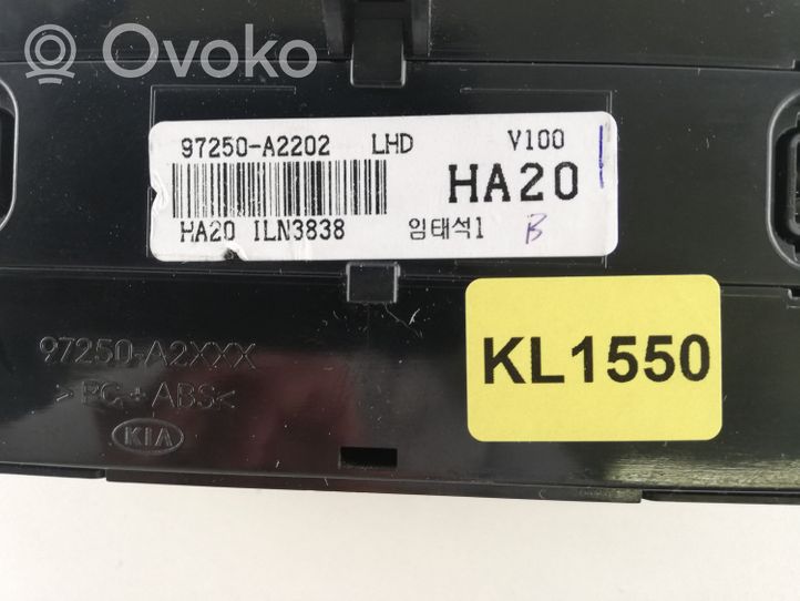 KIA Ceed Oro kondicionieriaus/ klimato/ pečiuko valdymo blokas (salone) 97250A2202