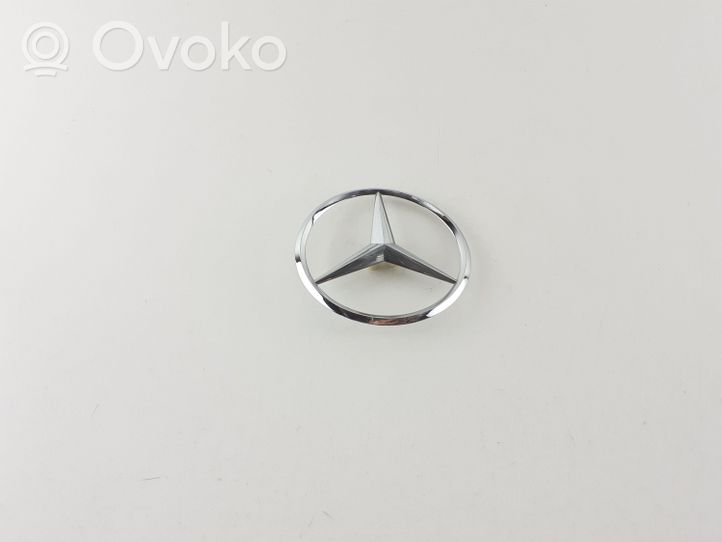 Mercedes-Benz E AMG W212 Logo/stemma case automobilistiche 2128170116