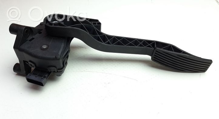 Opel Tigra B Accelerator throttle pedal 55351466