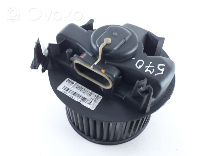 Nissan NV200 Ventola riscaldamento/ventilatore abitacolo N667217D