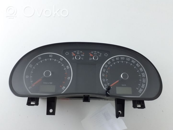 Volkswagen Polo IV 9N3 Compteur de vitesse tableau de bord 6Q0920825E