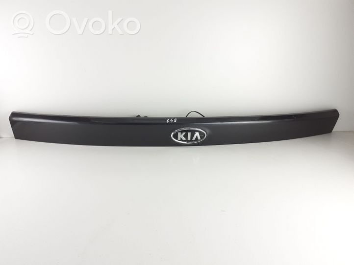 KIA Carens II Éclairage de plaque d'immatriculation 873111D000