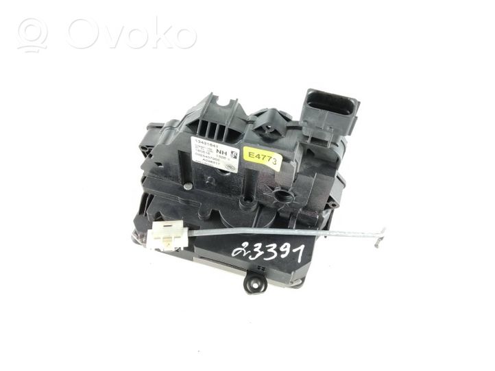 Opel Corsa E Serrure de porte avant 13431841