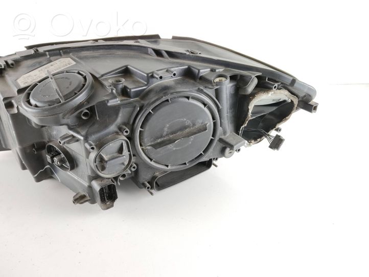 BMW 5 F10 F11 Lampa przednia 7203252