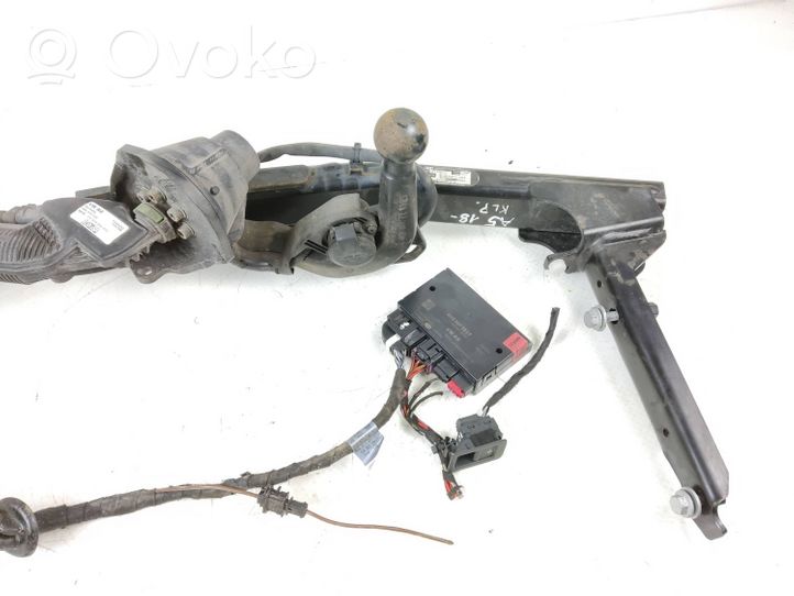 Audi A5 Hak holowniczy / Komplet 8W0800491M