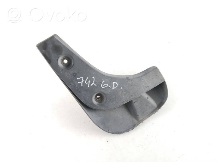 KIA Optima Rear mudguard 868422T100