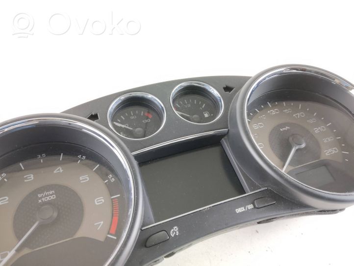 Peugeot RCZ Compteur de vitesse tableau de bord 9673983680