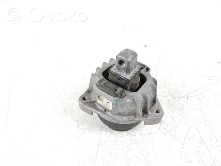 BMW 7 F01 F02 F03 F04 Supporto di montaggio del motore 6777382