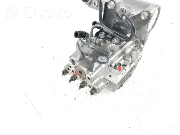 Toyota Auris E180 ABS-pumppu 4721012140