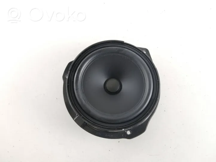 Mercedes-Benz CLS C218 X218 Front door speaker A2048205502