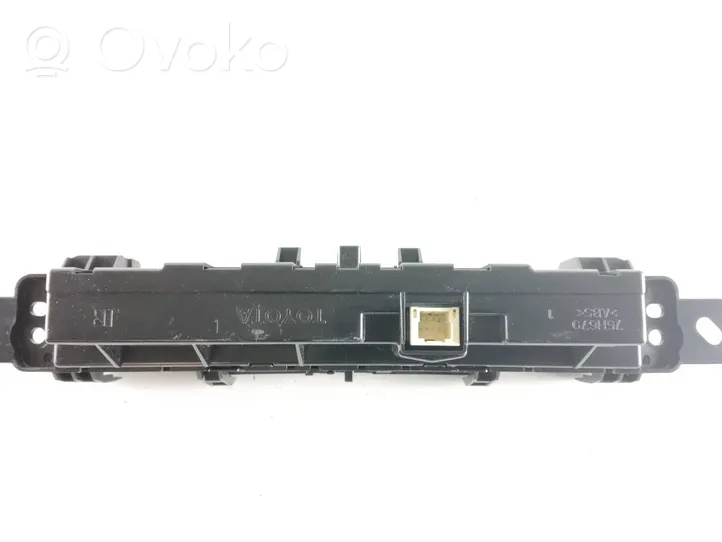 Toyota Prius (XW50) Panel klimatyzacji 5590047220