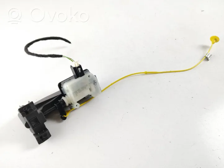 Mercedes-Benz ML W164 Verrouillage du bouchon du réservoir de carburant A2516390107