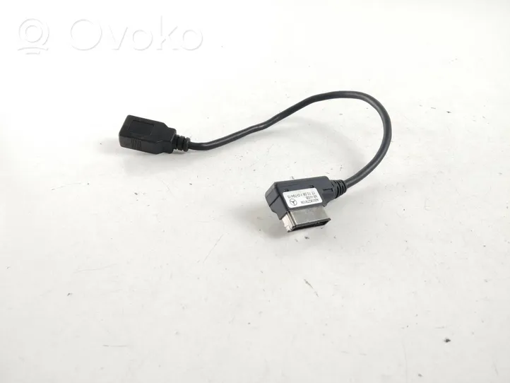 Mercedes-Benz ML W164 Connecteur/prise USB A0018279104