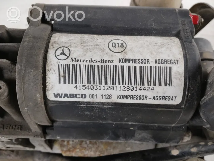 Mercedes-Benz CLS C219 Ilmajousituksen kompressoripumppu A2193200143