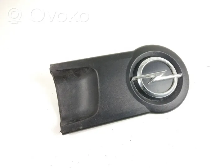 Opel Combo D Listón embellecedor de la puerta de carga (moldura) 7355079410E