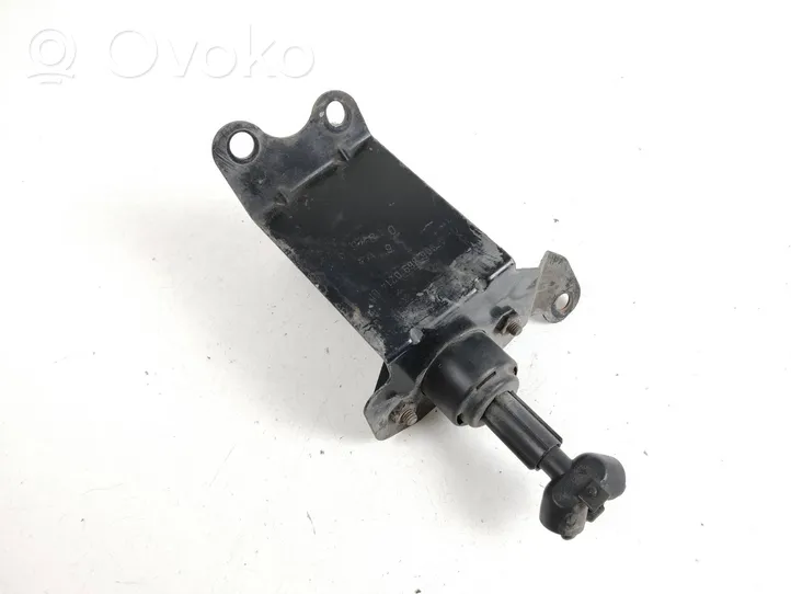 Mercedes-Benz Sprinter W906 Difusor de agua regadora de faro delantero A9068600247