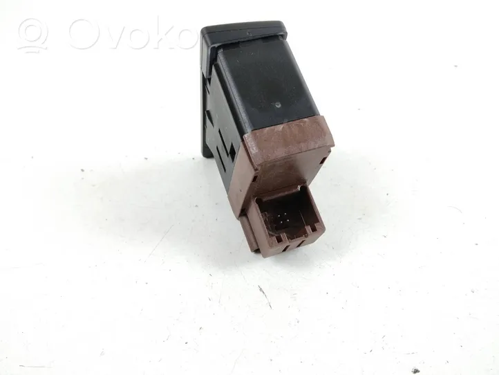 Audi A4 S4 B8 8K Muut kytkimet/nupit/vaihtimet 8K1927325