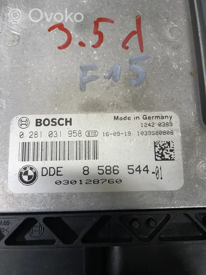 BMW X5 F15 Блок управления двигателя 8586544