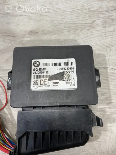 BMW X3 F25 Hand brake control module 6862808