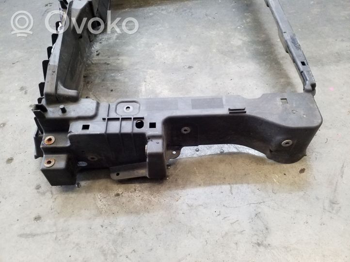 Volkswagen Tiguan Pannello di supporto del radiatore 5N0010607A