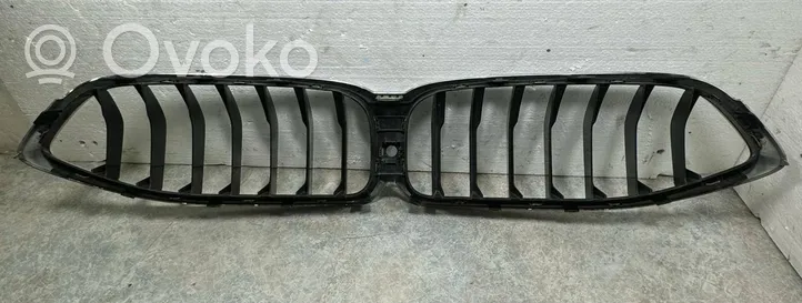 BMW 8 G15 Grille de calandre avant 8092674