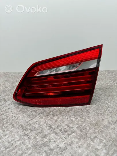 BMW 2 F45 Lampy tylnej klapy bagażnika 7311042