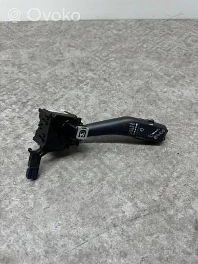 Volkswagen Touran I Wiper control stalk ANP80H024C