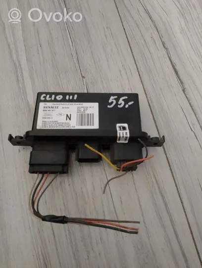 Renault Clio III Module d'éclairage LCM 8200261817