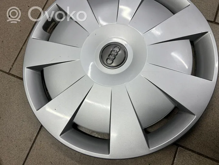 Audi A3 S3 8V R16 wheel hub/cap/trim 