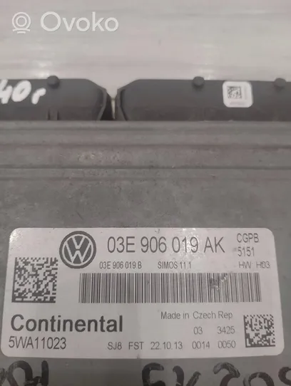 Volkswagen Polo V 6R Centralina/modulo motore ECU 03E906019AK