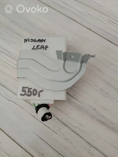 Nissan Leaf II (ZE1) Moduł / Sterownik GPS 284U15SN0A