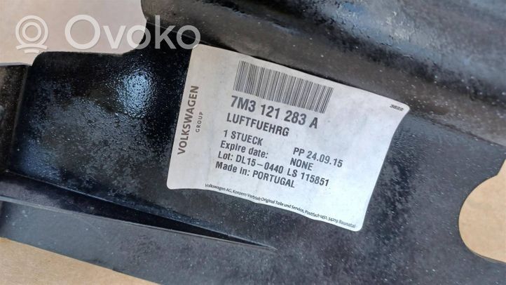 Volkswagen Sharan Jäähdyttimen jäähdytinpuhaltimen suojus 7M3121283A