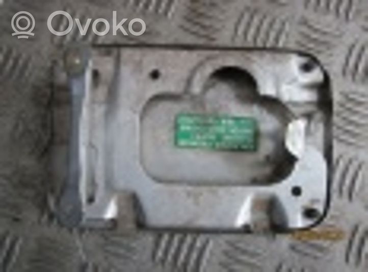 Mazda 626 Sportello del serbatoio del carburante 18GGE3