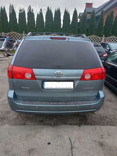 Toyota Sienna XL20 II Zderzak tylny 