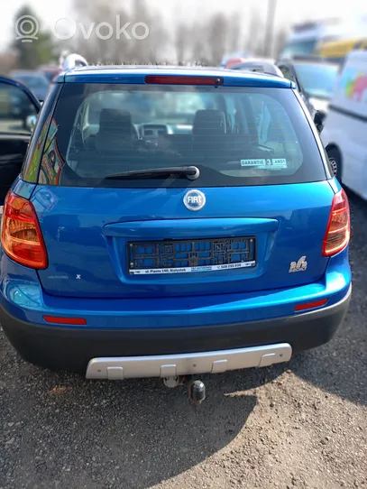 Fiat Sedici Lava-auton perälauta ZGC