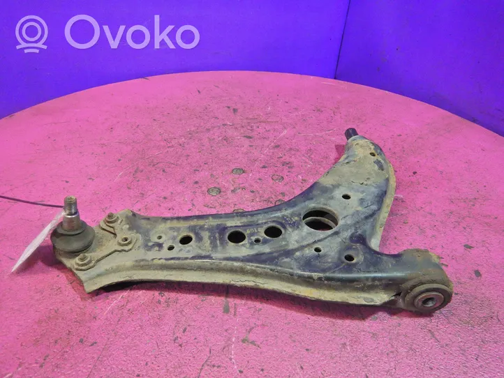 Volkswagen Fox Braccio di controllo sospensione anteriore 6Q0407157C