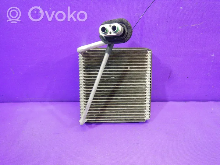 KIA Venga Radiatore aria condizionata (A/C) (abitacolo) 