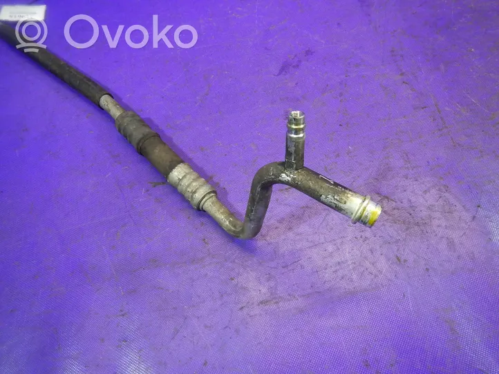 Volkswagen Golf III Air conditioning (A/C) pipe/hose 