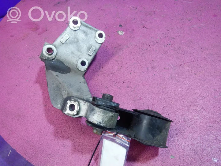 Land Rover Freelander Support pompe injection à carburant 