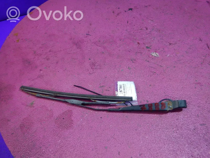 Ford Mondeo Mk III Rear wiper blade arm 1S7117526NB