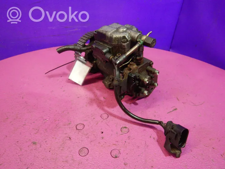 Volkswagen Caddy Fuel injection high pressure pump 028130110K