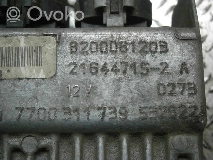 Renault Master II Motorsteuergerät ECU 8200061203