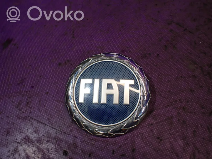 Fiat Punto (199) Mostrina con logo/emblema della casa automobilistica 