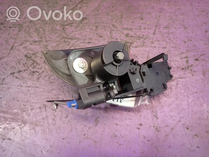 Opel Corsa C Takaluukun avauskytkimen painike/kytkin 90534783